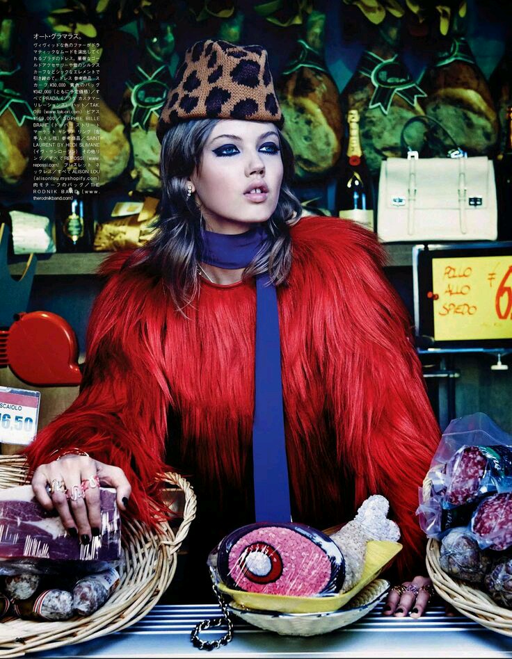 Lindsey Wixon for Vogue / Pita Pizzas with vegan basil pesto and diy pizza sauce